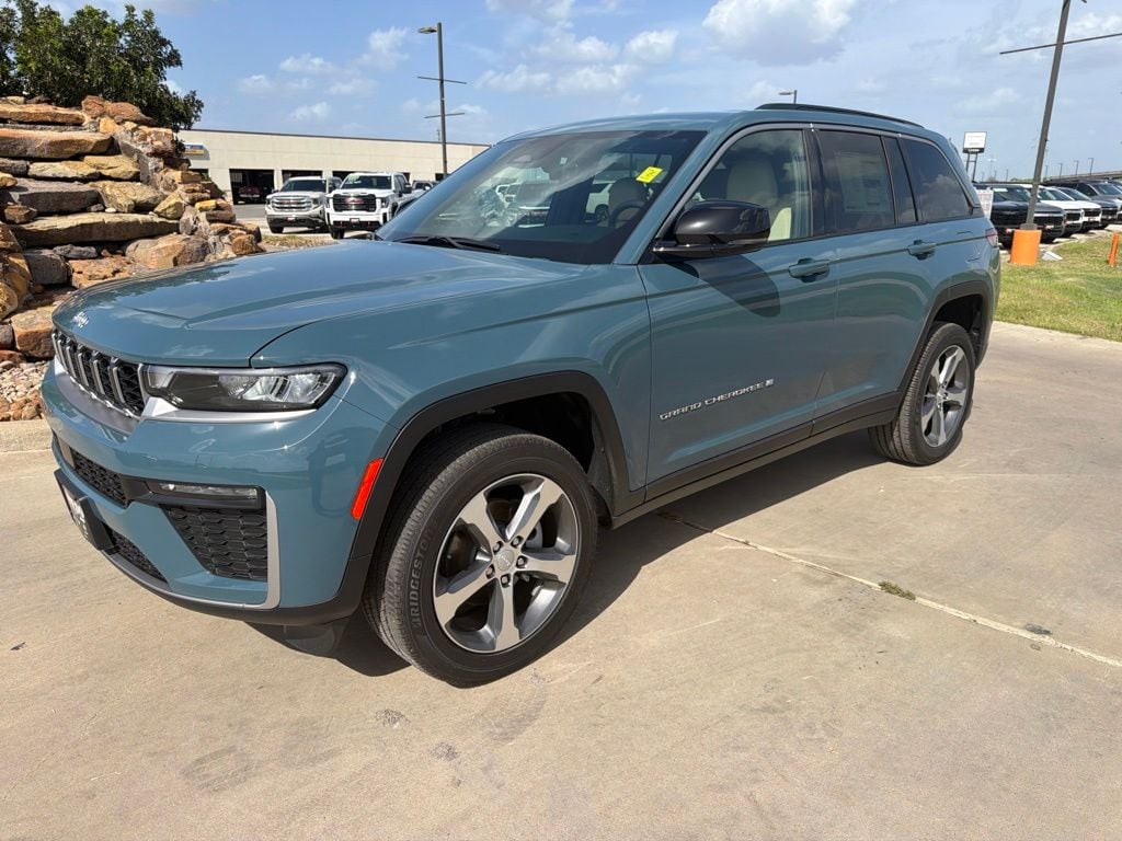 New 2026 Jeep Grand Cherokee LIMITED 4X2 Sport Utility