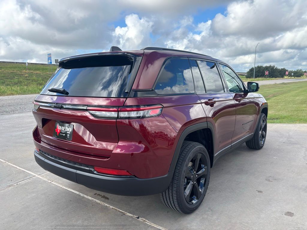 2025 Jeep Grand Cherokee Altitude - Photo 6