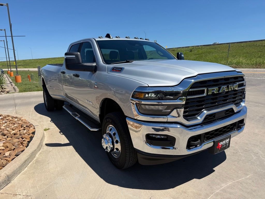New 2027 Ram 3500 Lone Star Pickup