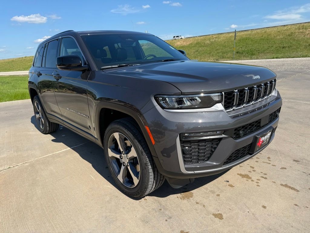 New 2026 Jeep Grand Cherokee LIMITED 4X2 Sport Utility