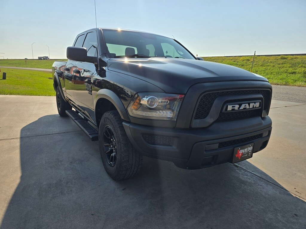 2022 Ram 1500 Classic Warlock photo 4