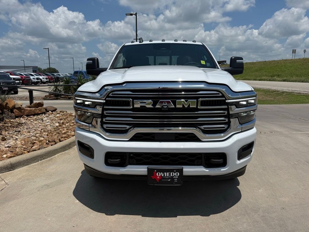 New 2026 Ram 3500 Chassis Cab BIG HORN CREW 4X4 60' CA Pickup