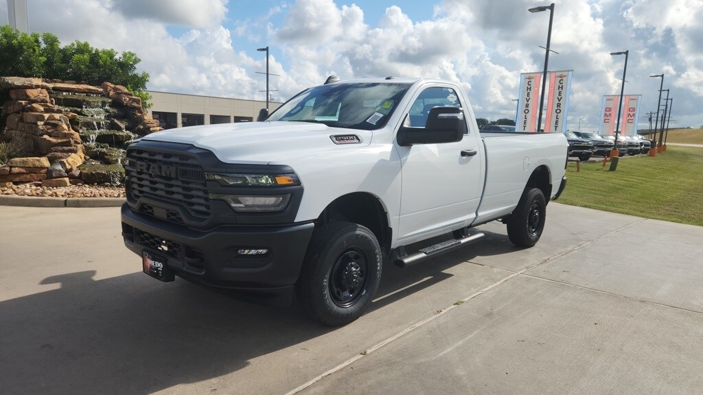 2026 Ram 2500 Tradesman photo 2