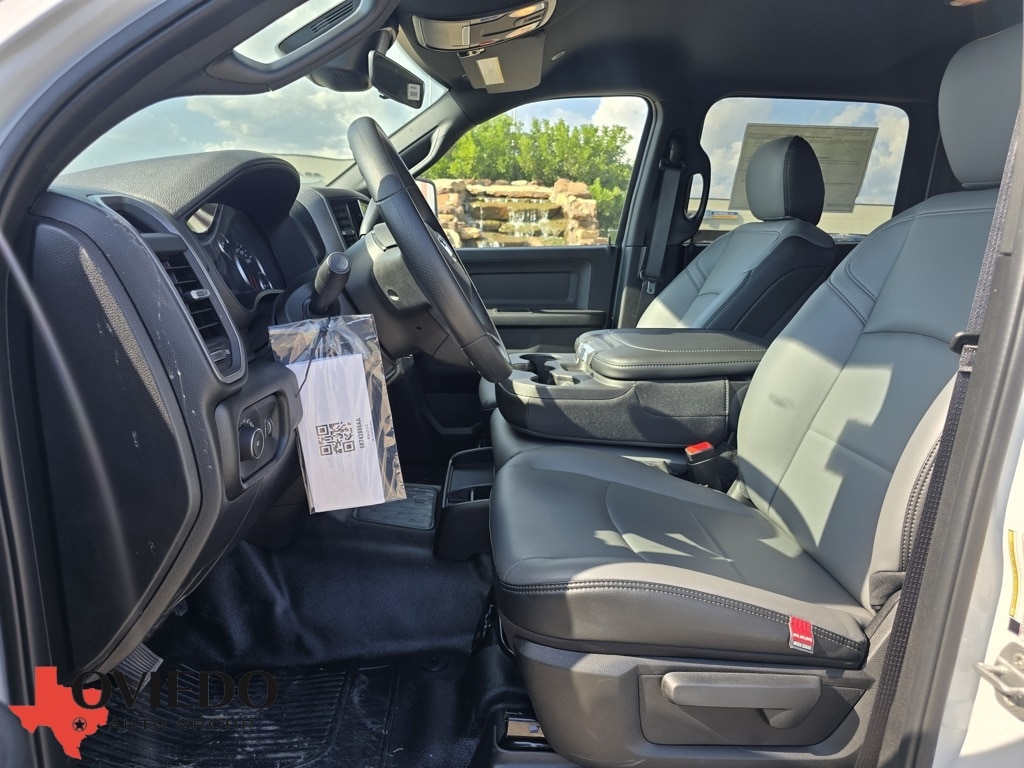 2026 RAM Ram 3500 Chassis Cab Tradesman's photo