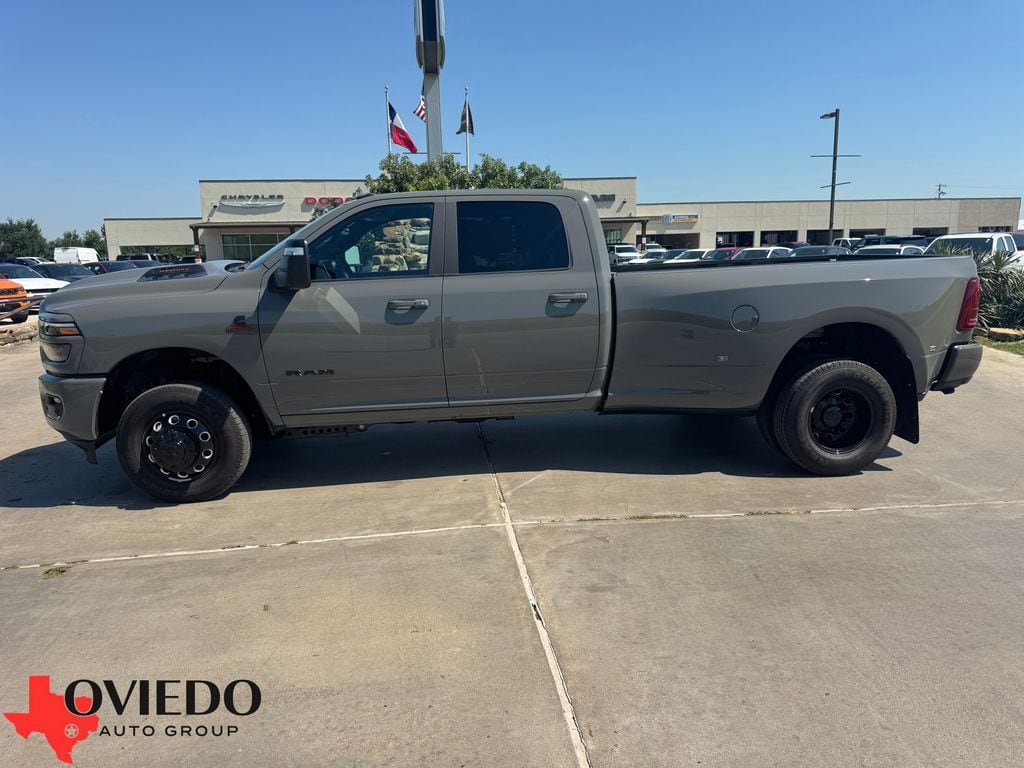 2026 RAM 3500 Laramie 4X4 Crew Cab LWB's photo