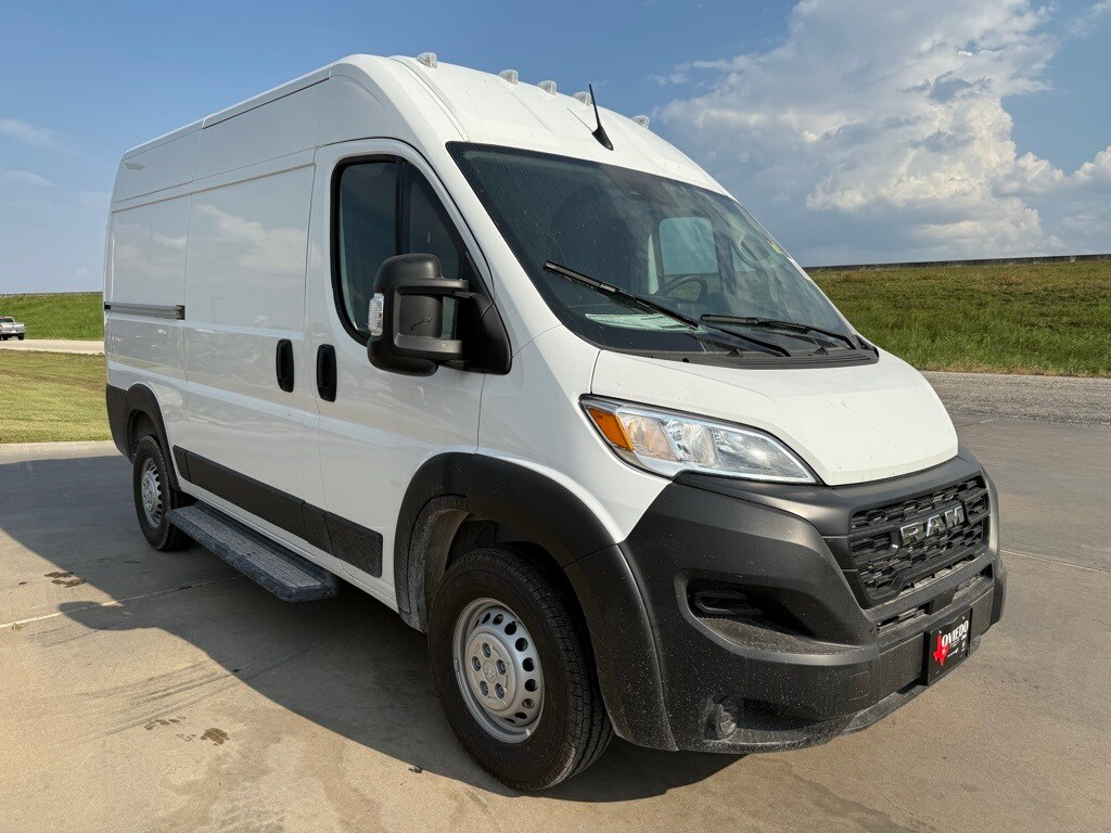 New 2025 Ram ProMaster PROMASTER 1500 TRADESMAN CARGO VAN HIGH ROOF 136' Cargo Van