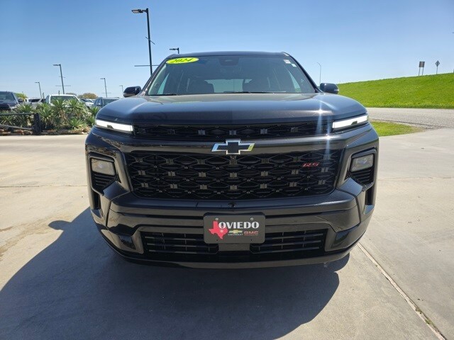 2024 Chevrolet Traverse RS photo 2