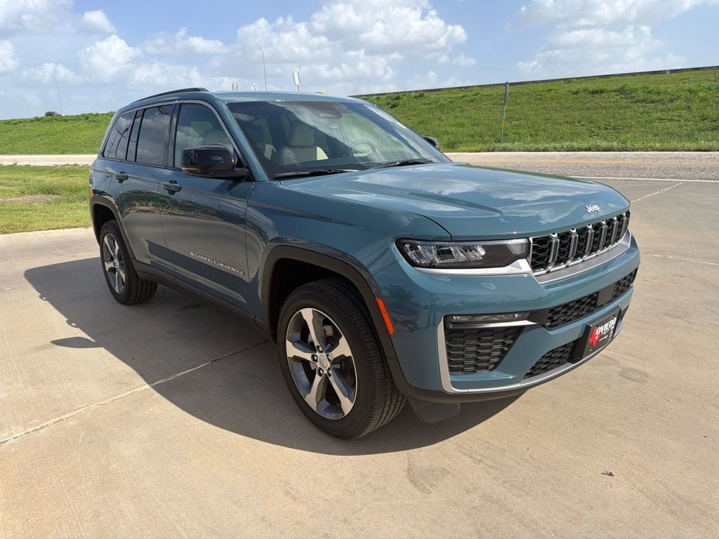 New 2026 Jeep Grand Cherokee LIMITED 4X2 Sport Utility