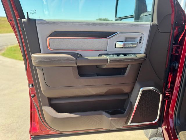 2026 RAM 2500 Laramie - Photo 11