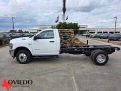 2026 Ram 3500 Chassis Cab BIG HORN  REGULAR  4X4 84' CA Pickup