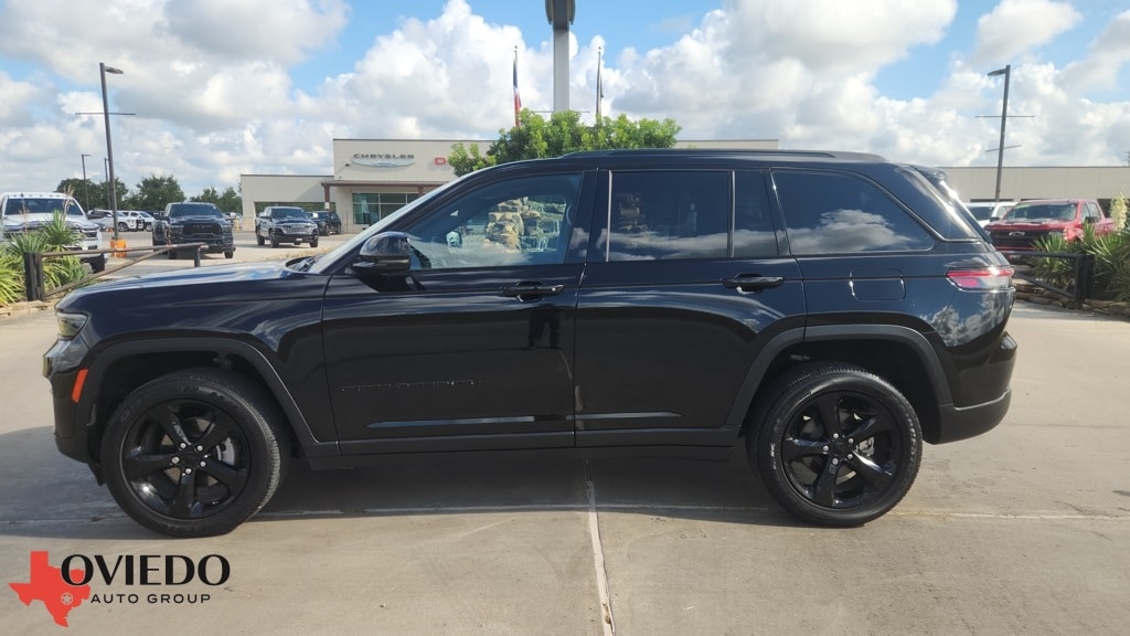 2023 Jeep Grand Cherokee Altitude