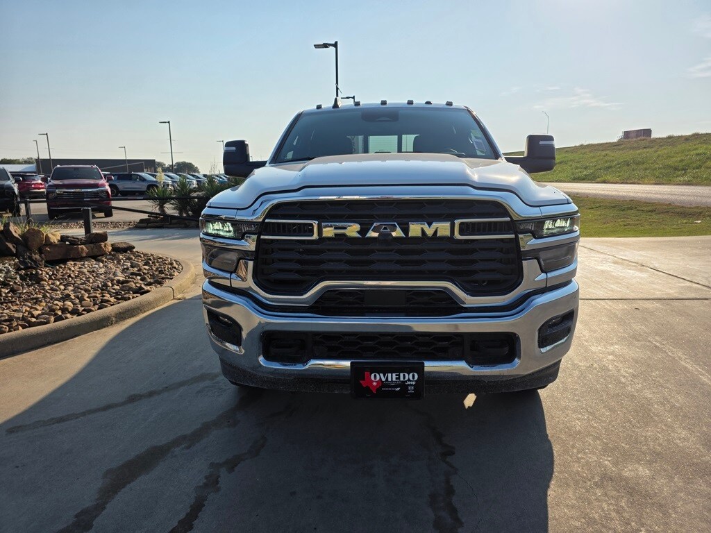 2026 Ram 3500 Tradesman photo 3