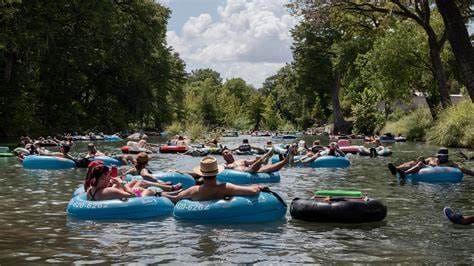floating%20river.jpg