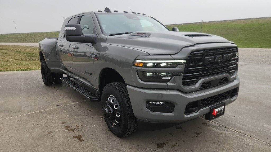 New 2026 Ram 3500 LARAMIE MEGA CAB 4X4 6'4 BOX Pickup