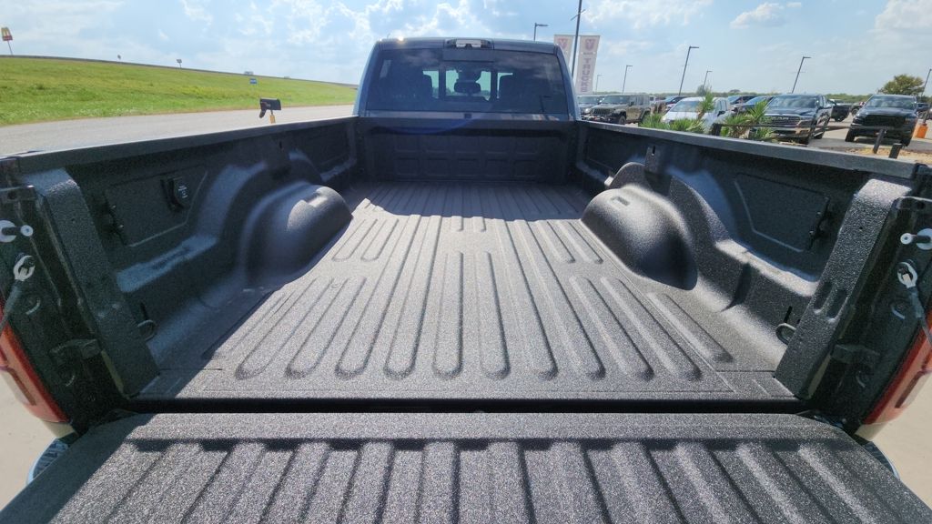 2026 RAM 3500 Limited/Longhorn - Photo 8