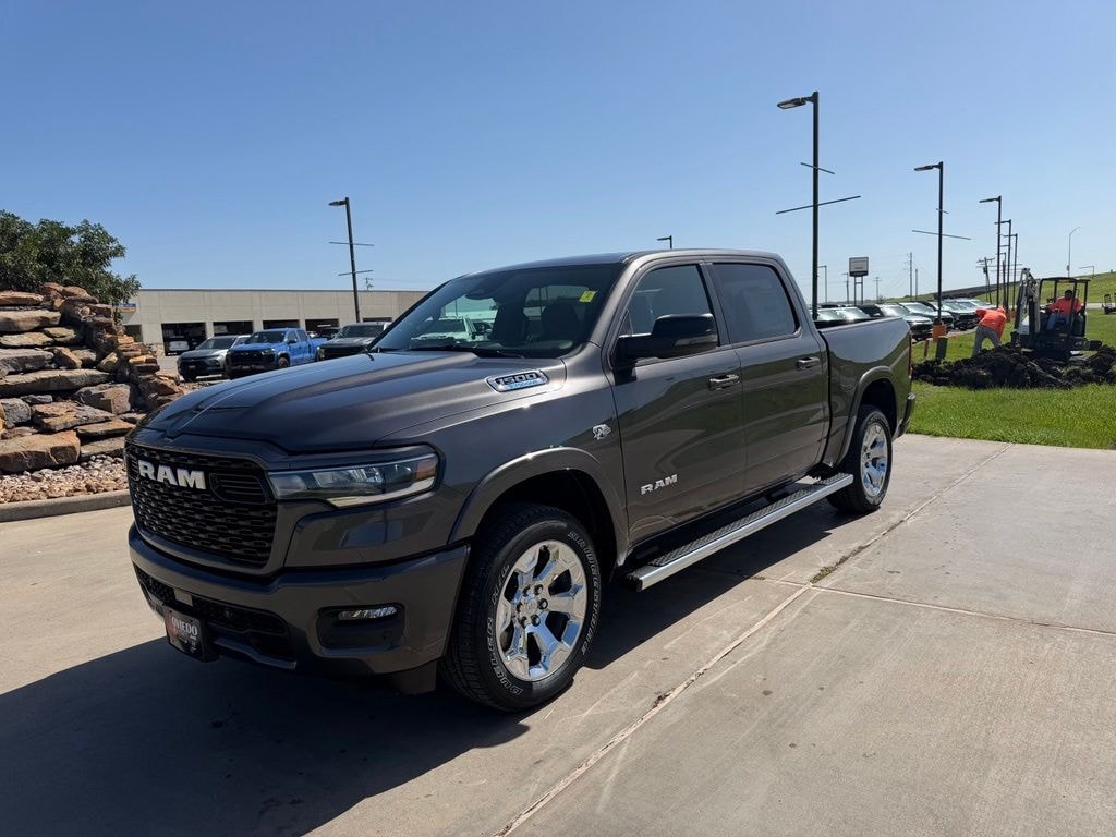 New 2026 Ram 1500 LONE STAR CREW CAB 4X4 5'7 BOX Pickup