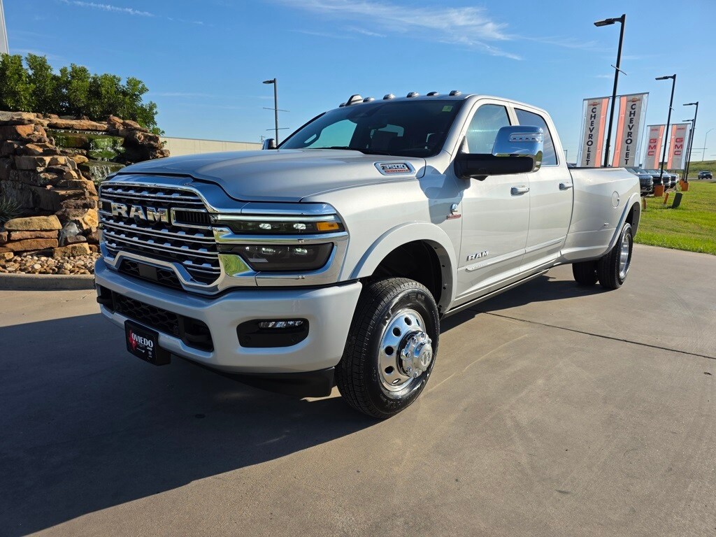 2026 Ram 3500 Limited photo 2