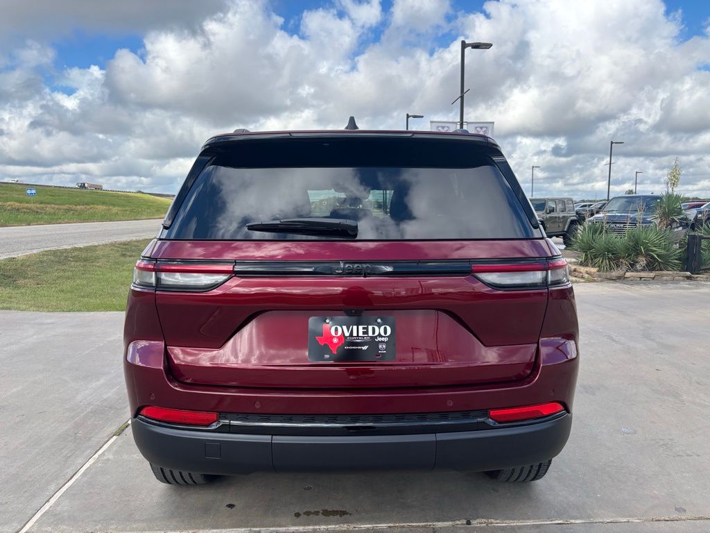 2025 Jeep Grand Cherokee Altitude - Photo 7
