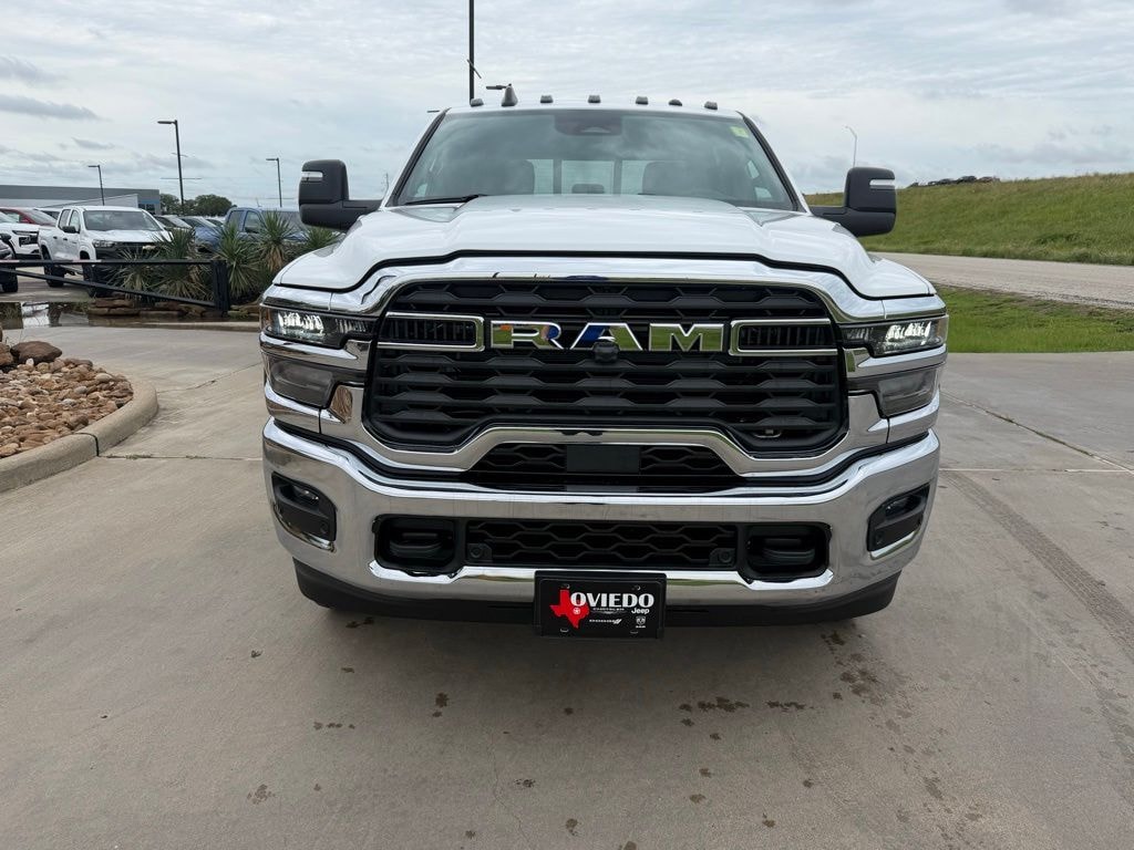 New 2026 Ram 3500 TRADESMAN CREW CAB 4X4 8' BOX Pickup