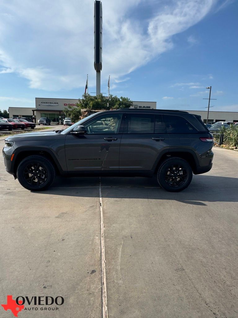 2026 Jeep Grand Cherokee Sport Utility 