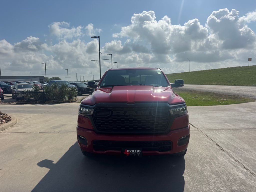 New 2026 Ram 1500 LONE STAR CREW CAB 4X4 5'7 BOX Pickup