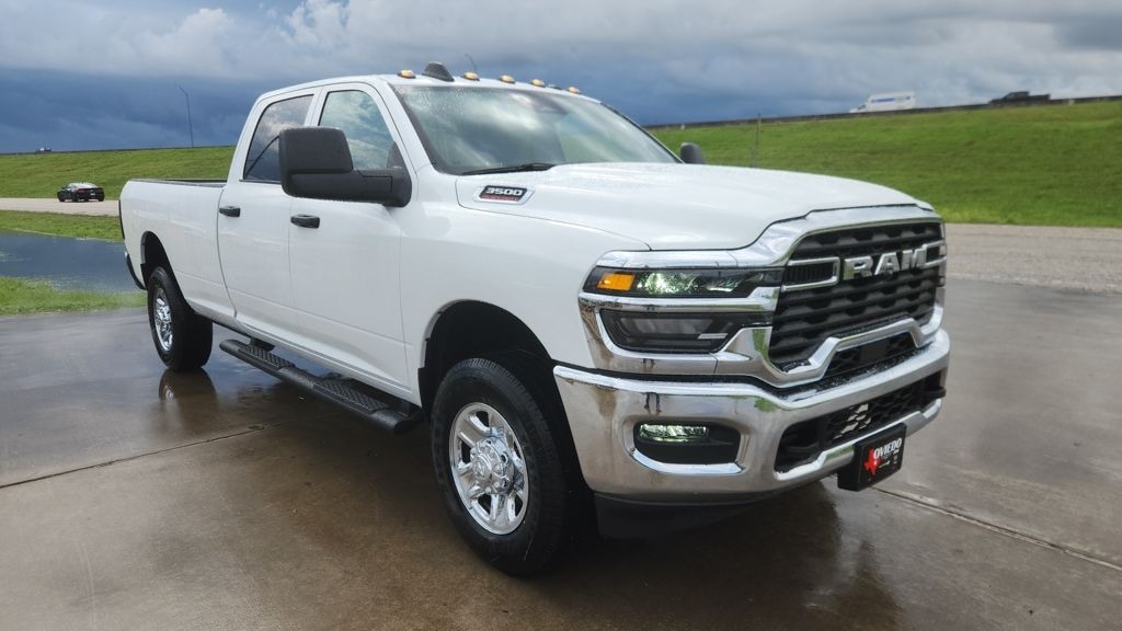 New 2026 Ram 3500 TRADESMAN CREW CAB 4X4 8' BOX Pickup