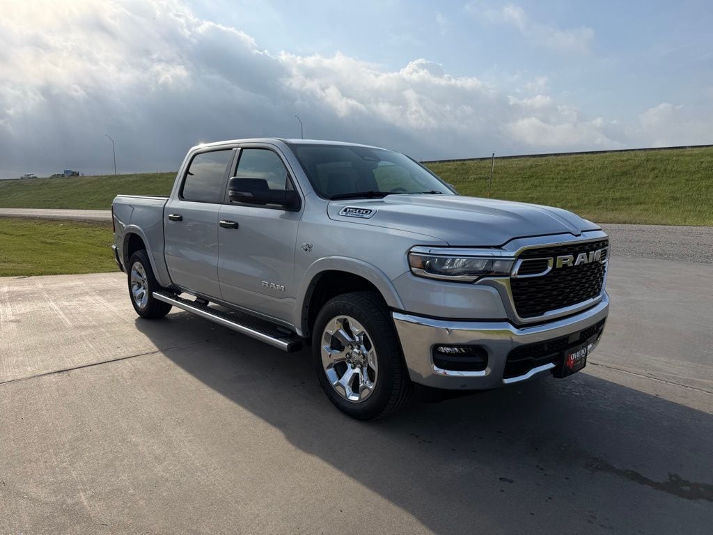 New 2026 Ram 1500 LONE STAR CREW CAB 4X4 5'7 BOX Pickup