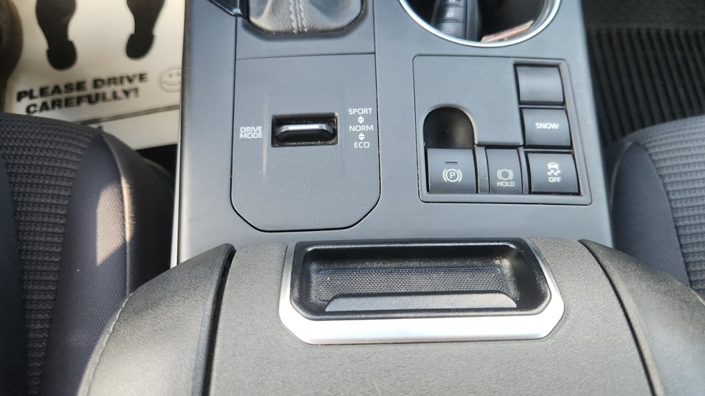 2023 Toyota Highlander LE - Photo 17