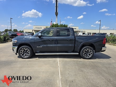 2026 Ram 1500 LARAMIE CREW CAB 4X4 5'7 BOX Pickup
