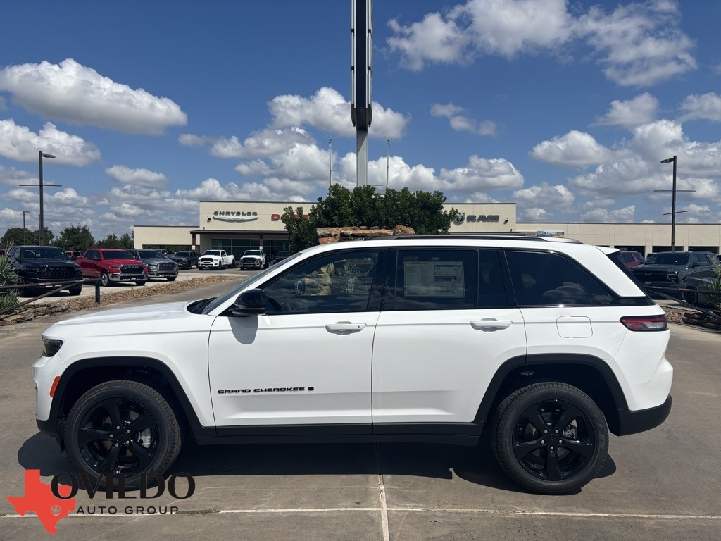 2025 Jeep Grand Cherokee Limited's photo