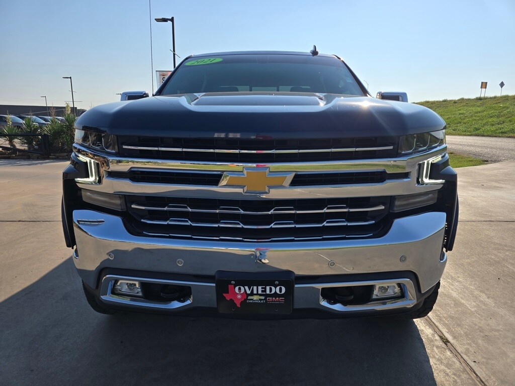 2021 Chevrolet Silverado 1500 LTZ photo 3