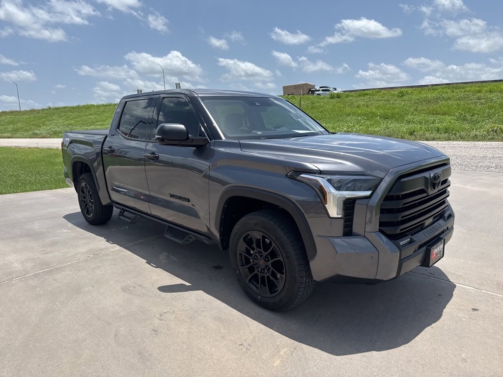2023 Toyota Tundra SR5 photo 4