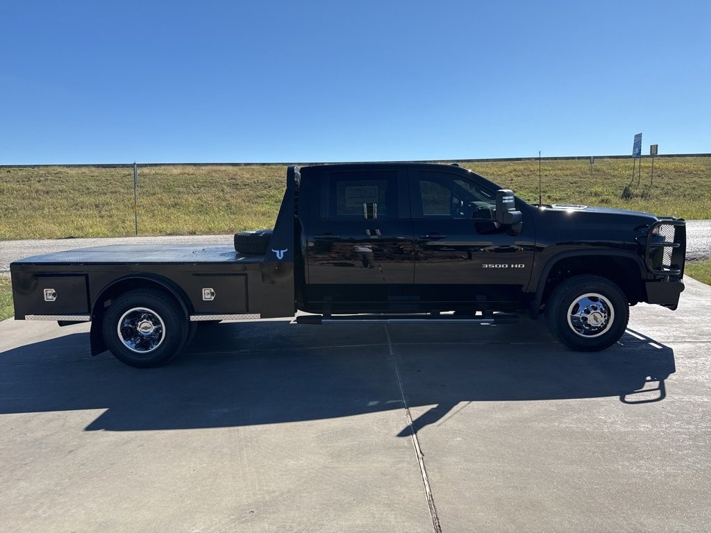 New 2026 Chevrolet Silverado 3500 HD Chassis Cab LT Truck