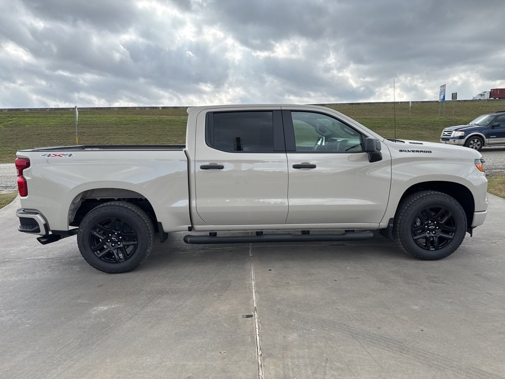 New 2026 Chevrolet Silverado 1500 Custom Truck