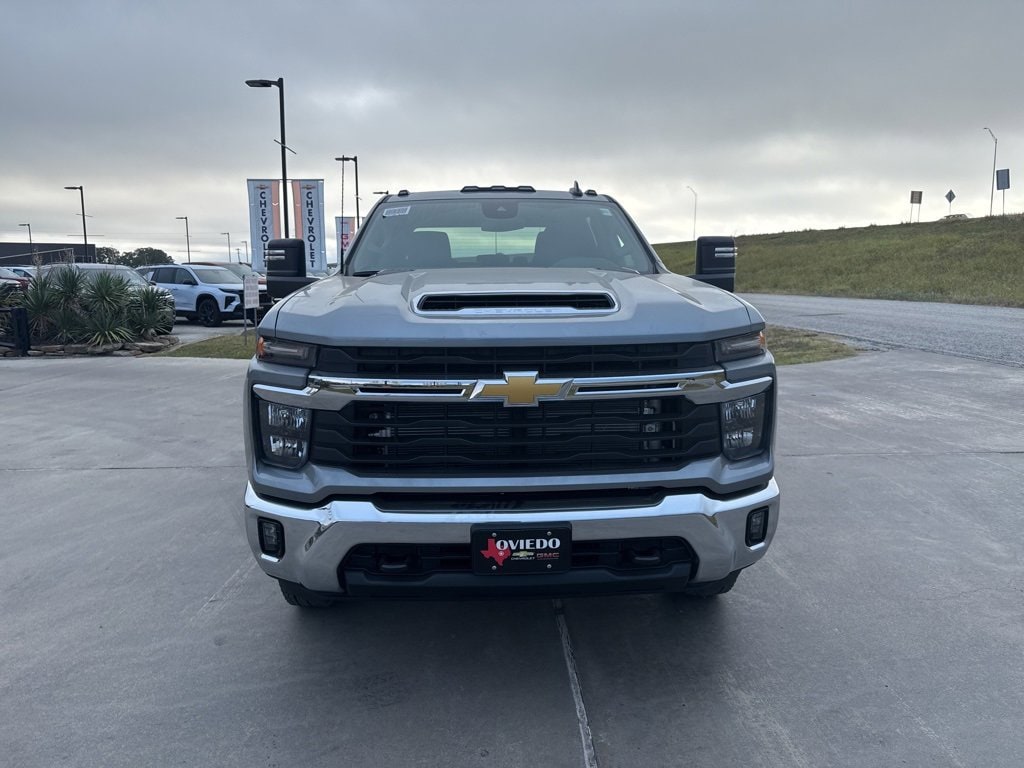 New 2026 Chevrolet Silverado 3500 HD Chassis Cab LT Truck