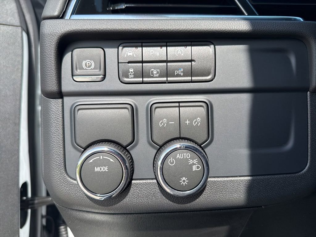 2026 Chevrolet Tahoe LS - Photo 10
