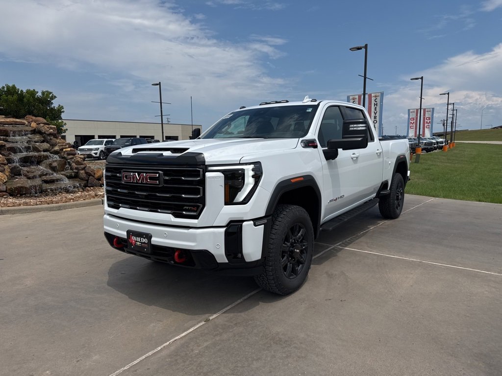 2025 Gmc Sierra 2500 HD AT4 photo 2