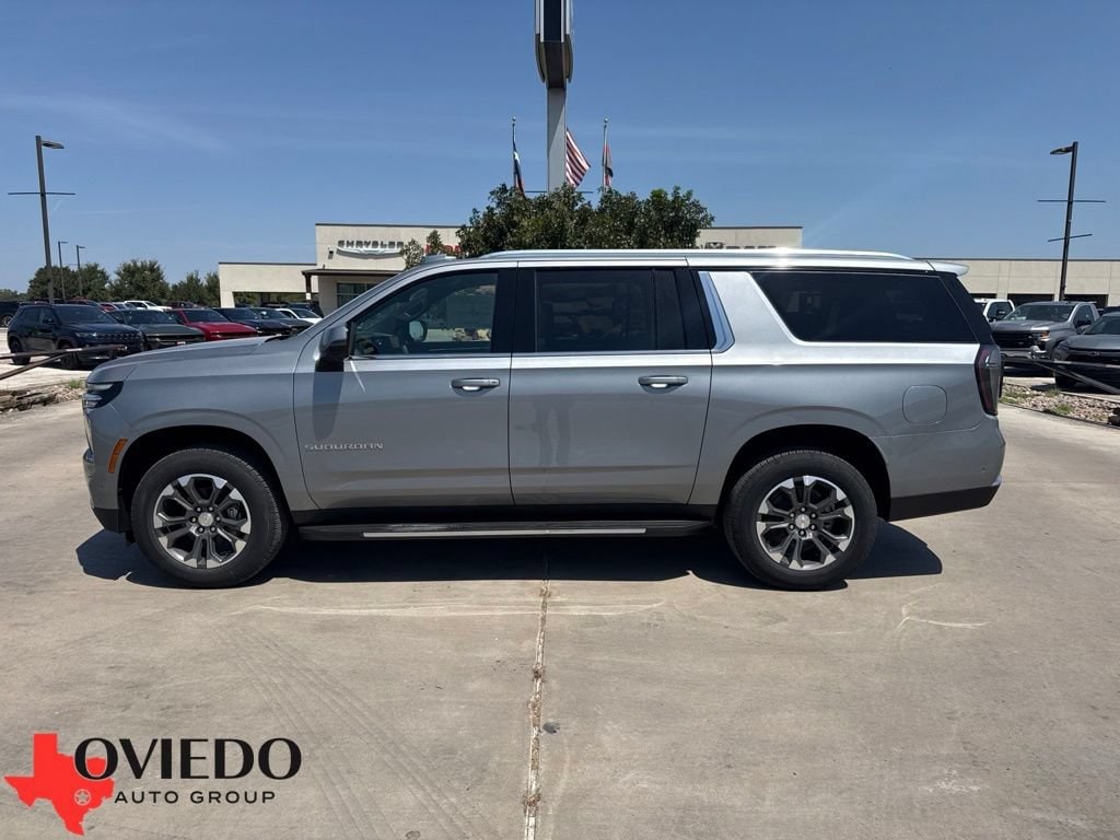 New 2026 Chevrolet Suburban LT