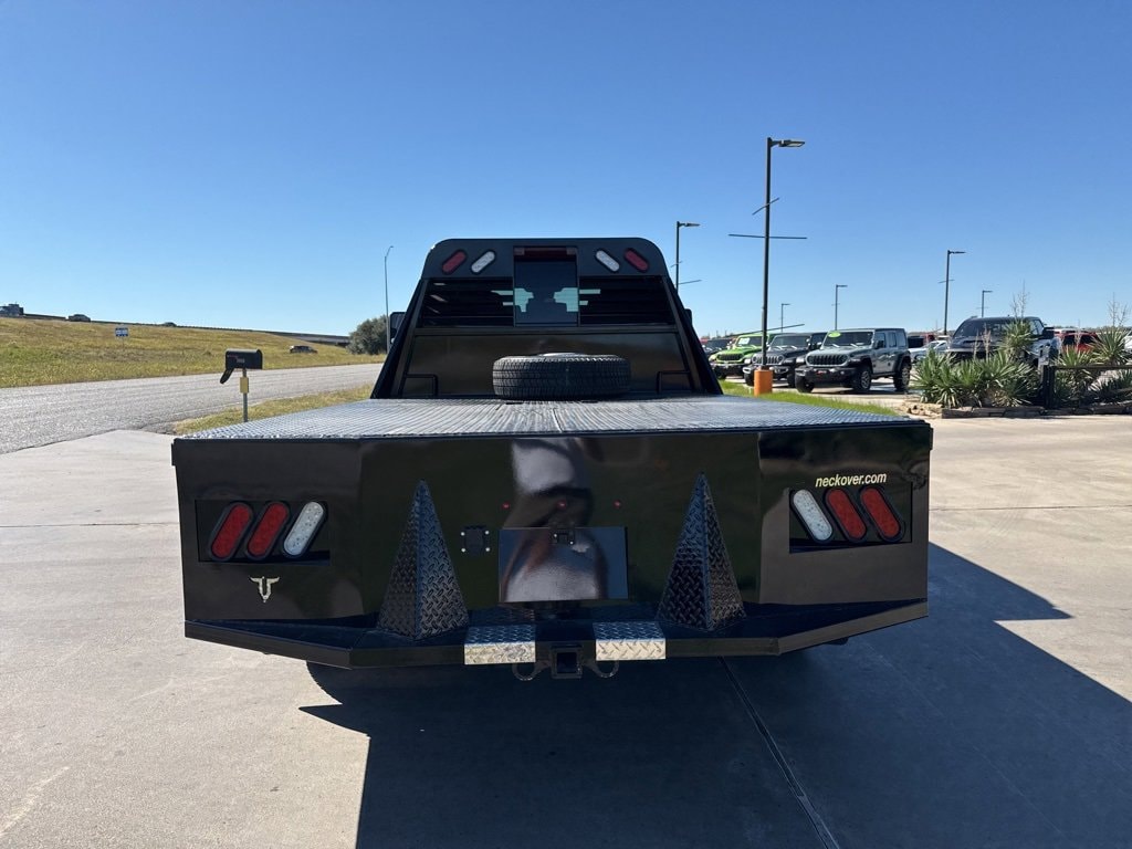 New 2026 Chevrolet Silverado 3500 HD Chassis Cab LT Truck