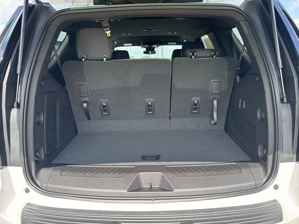 2026 Chevrolet Tahoe LS - Photo 21