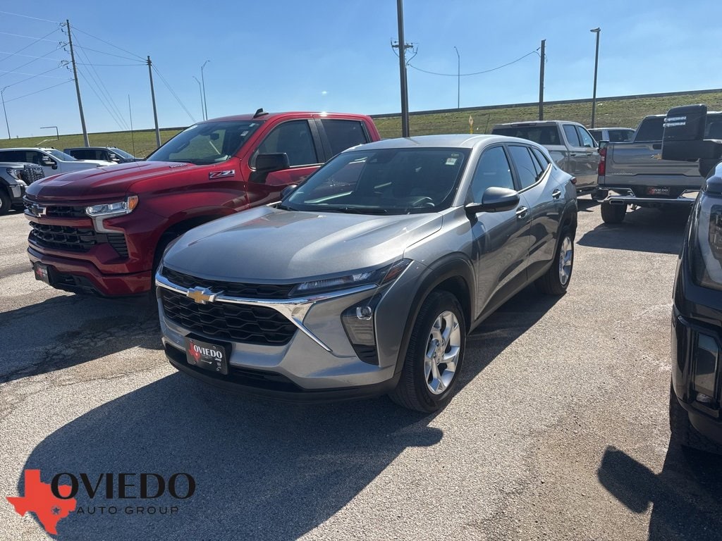 2024 Chevrolet Trax LS