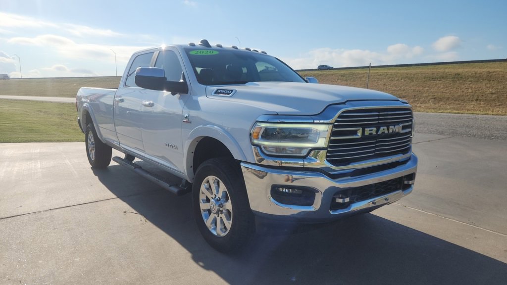2020 Ram 3500 Laramie photo 4