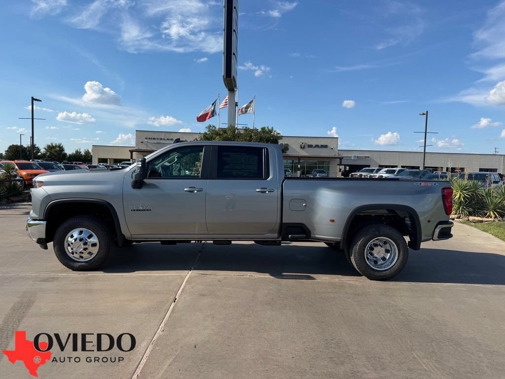 New 2026 Chevrolet Silverado 3500 HD LT DRW Truck