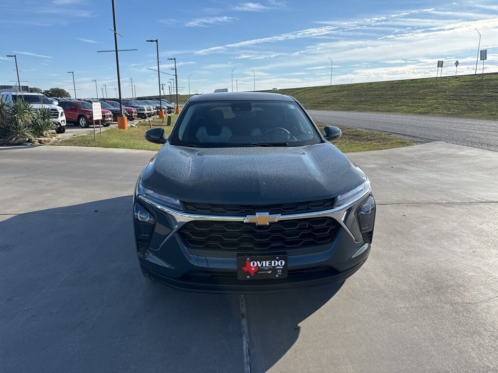 New 2026 Chevrolet Trax LS SUV