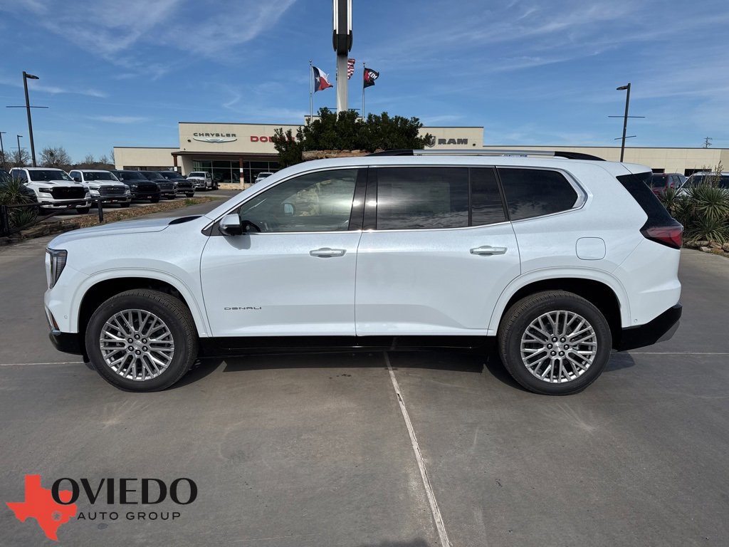 2026 GMC Acadia Denali's photo