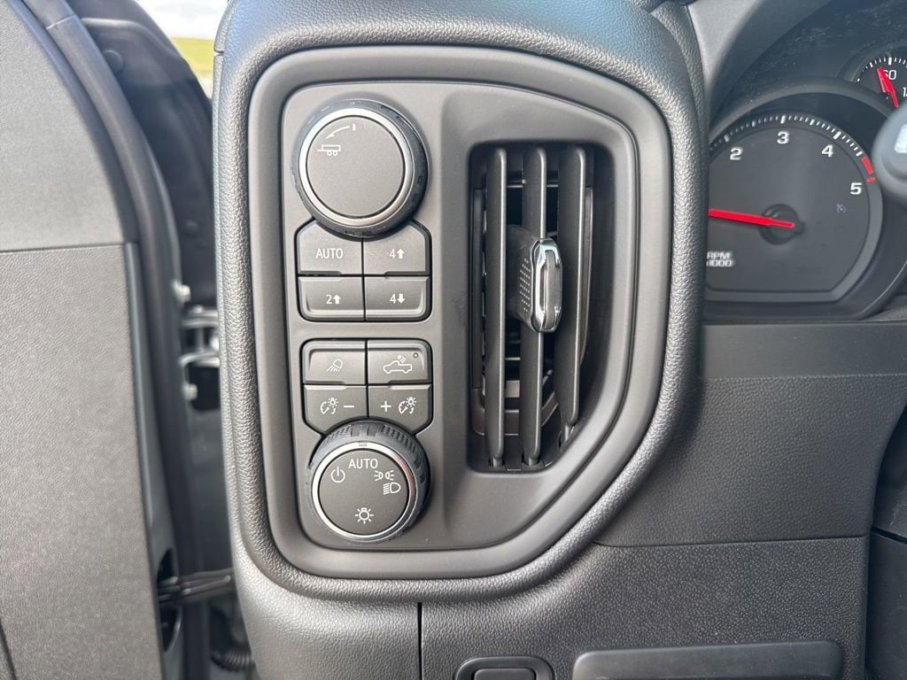 2026 Chevrolet Silverado 3500 HD Work Truck - Photo 9