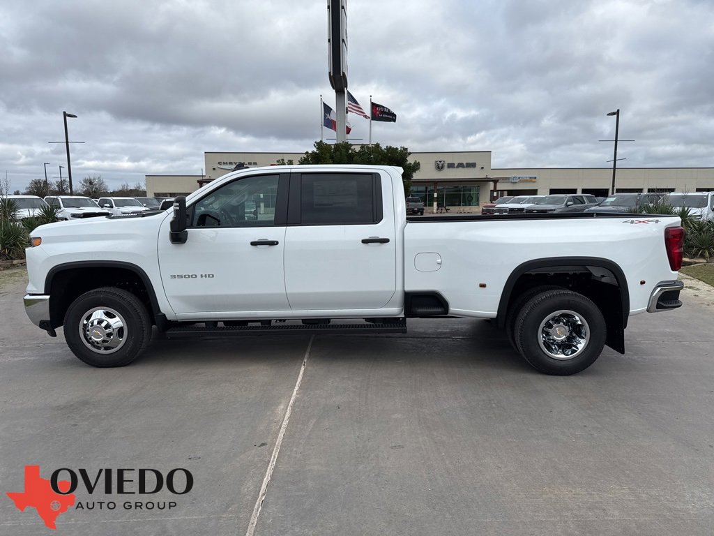 2026 Chevrolet Silverado 3500HD Work Truck's photo