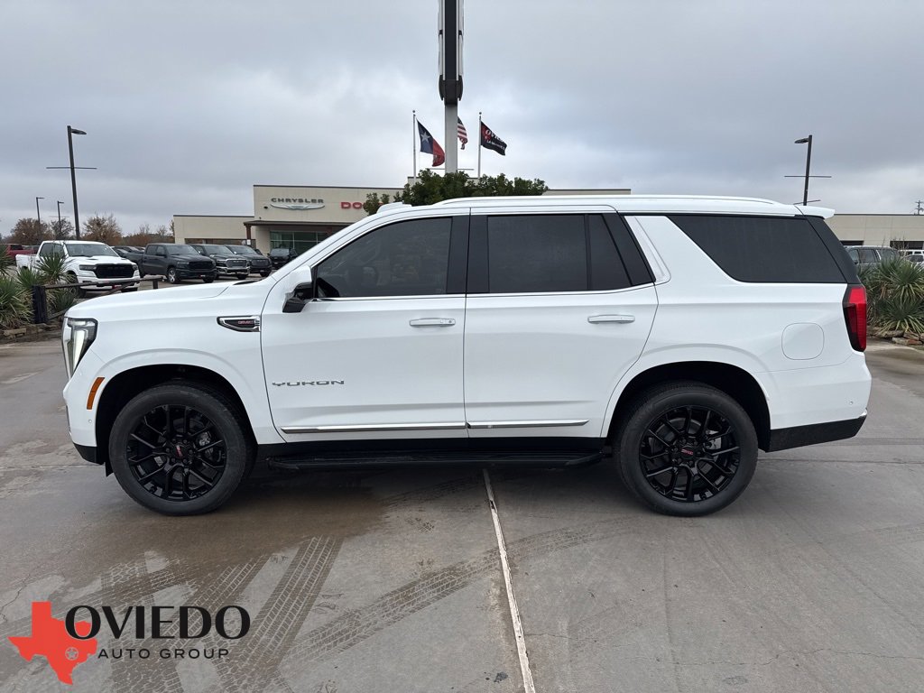 2026 GMC Yukon Elevation's photo