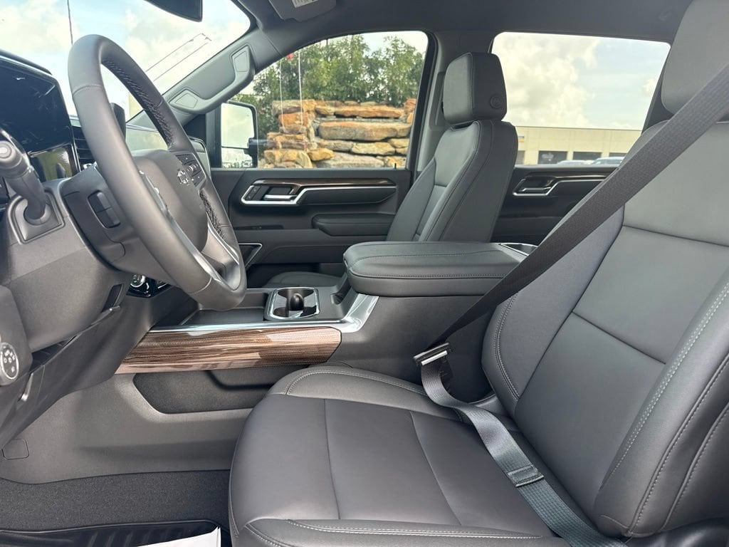 2026 Chevrolet Silverado 2500 HD LT - Photo 10