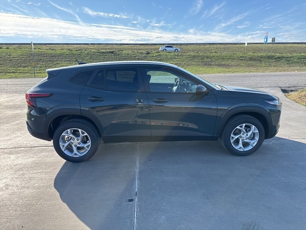 New 2026 Chevrolet Trax LS SUV